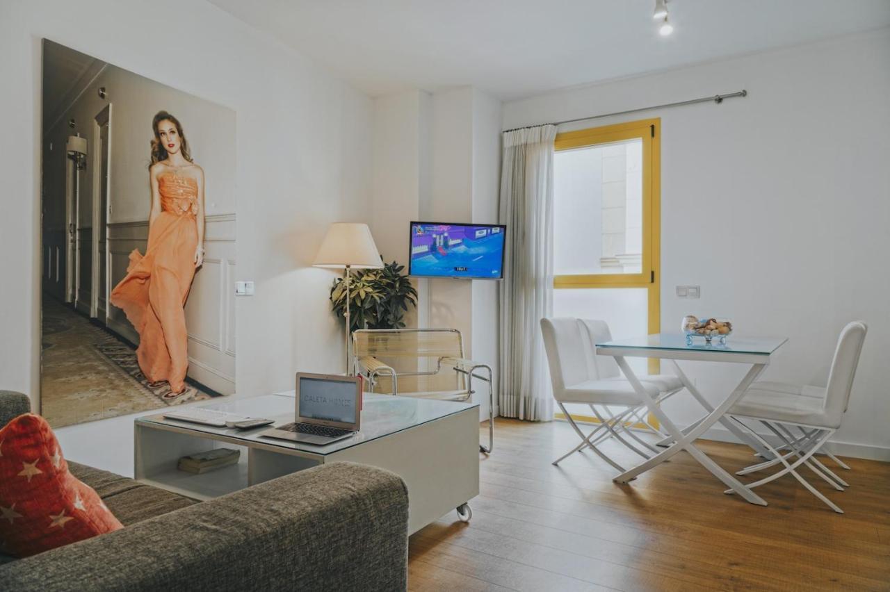 מאלגה Caleta Homes - Apartamentos Pompidou מראה חיצוני תמונה