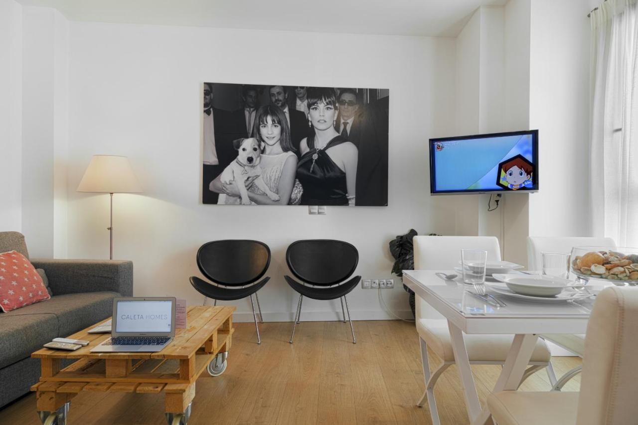 מאלגה Caleta Homes - Apartamentos Pompidou מראה חיצוני תמונה