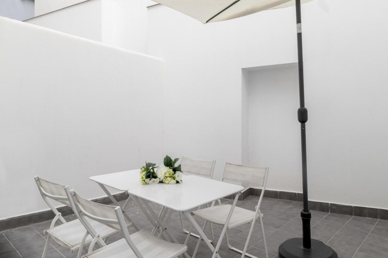 מאלגה Caleta Homes - Apartamentos Pompidou מראה חיצוני תמונה